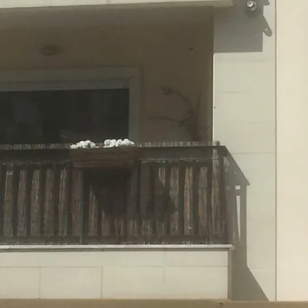 Carcavelos Beach Holiday Apartments *
